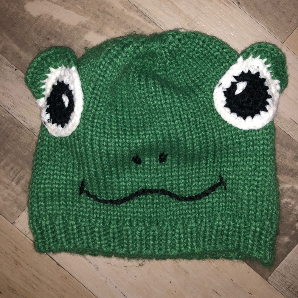 Knitted Frog Hat